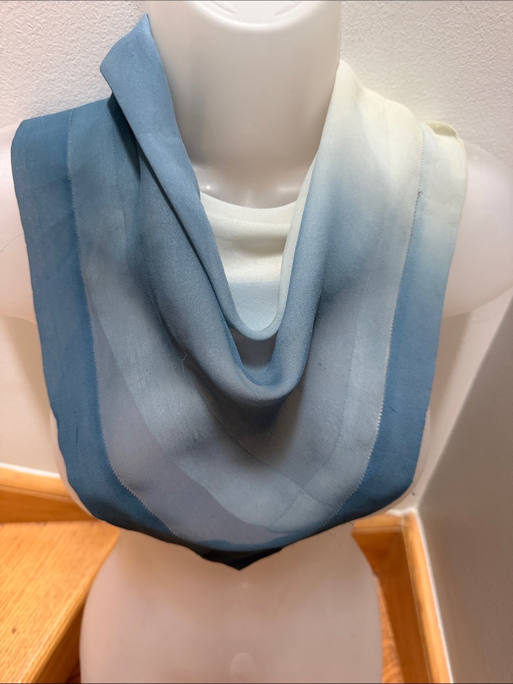 VTG Blue White Ombré Sheer Square Scarf Bandana Light Blue Gradient